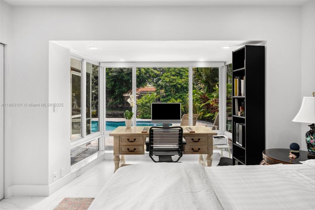 For Sale: $3,299,000 (3 beds, 2 baths, 2592 Square Feet)