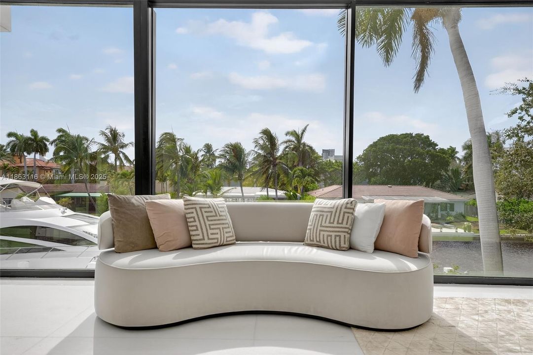 На продажу: $8,875,000 (8 спален, 8 ванн, 6446 Квадратных фут)