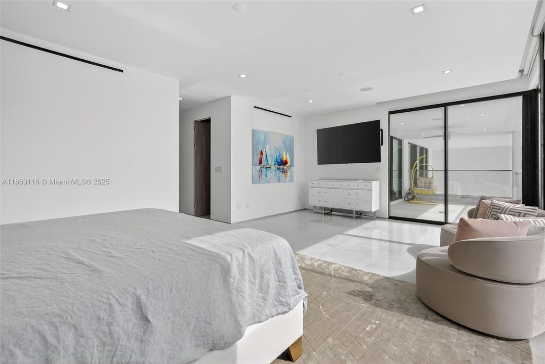 На продажу: $8,875,000 (8 спален, 8 ванн, 6446 Квадратных фут)