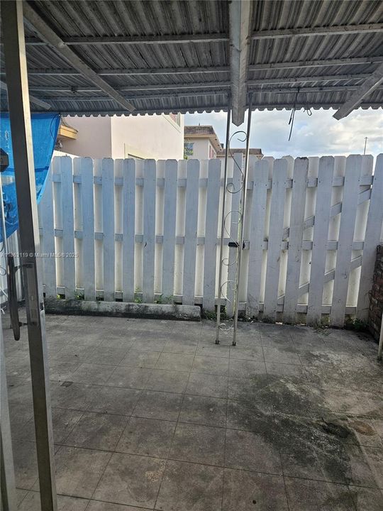 Recientemente alquilado: $1,800 (2 camas, 1 baños, 940 Pies cuadrados)