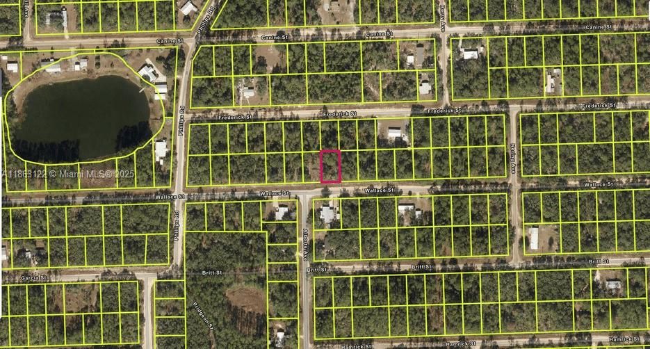 На продажу: $9,910 (0.22 acres)