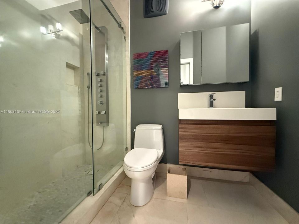 На продажу: $875,000 (3 спален, 2 ванн, 1600 Квадратных фут)