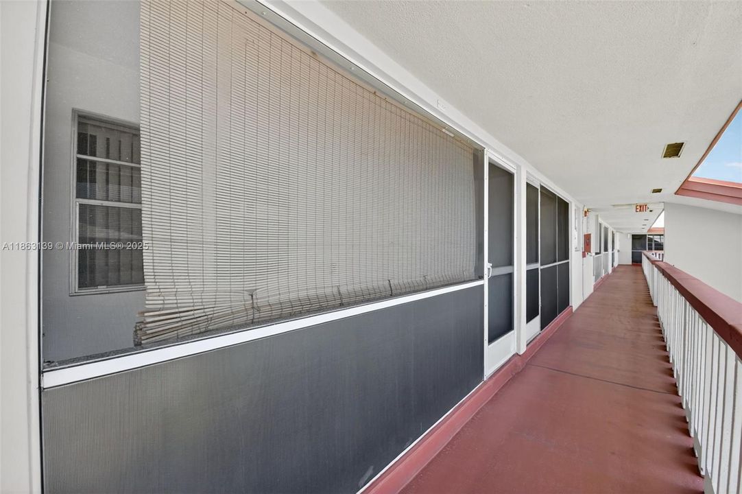 最近售出: $60,000 (2 贝兹, 1 浴室, 880 平方英尺)