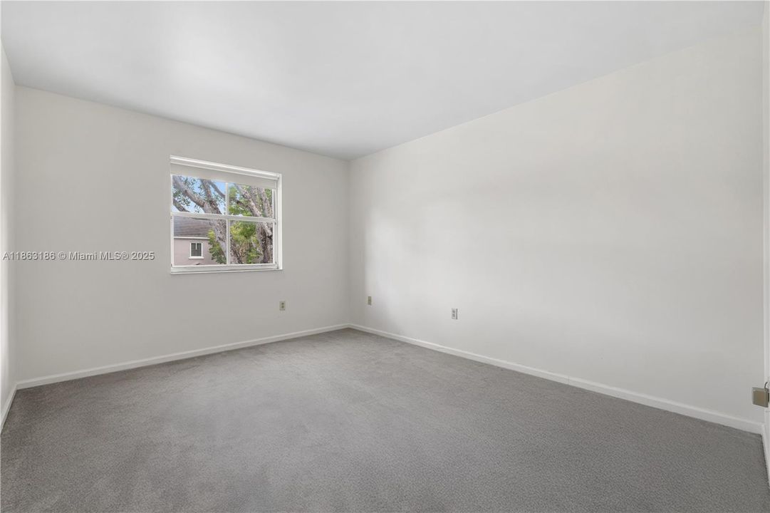 待售: $699,999 (2 贝兹, 2 浴室, 1672 平方英尺)