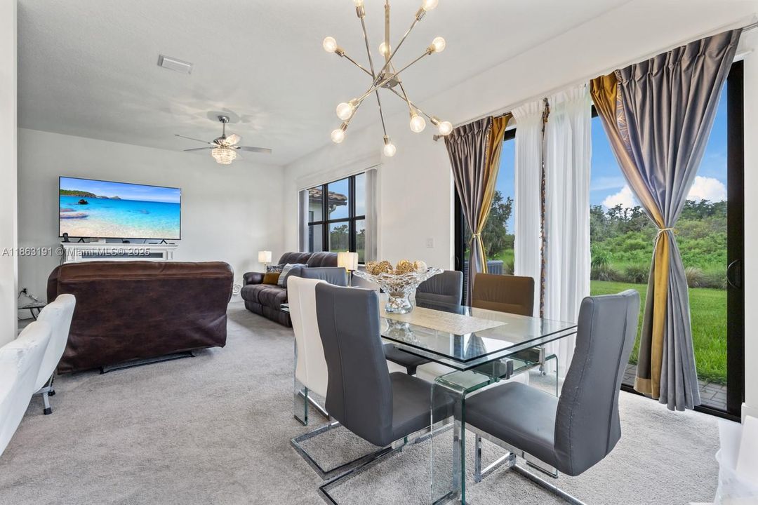 En Venta: $390,000 (3 camas, 2 baños, 1826 Pies cuadrados)