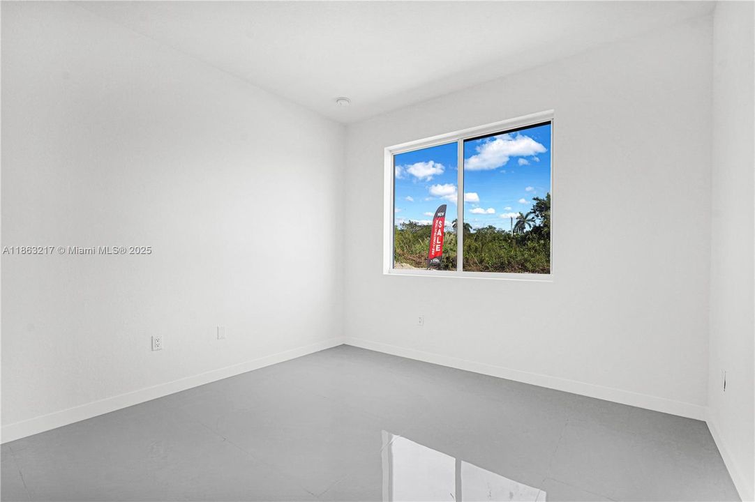 Active With Contract: $599,990 (5 beds, 4 baths, 2518 Square Feet)