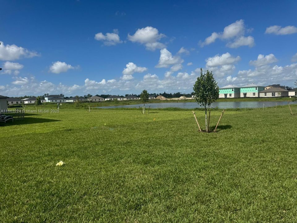 最近租的: $2,100 (3 贝兹, 2 浴室, 0 平方英尺)