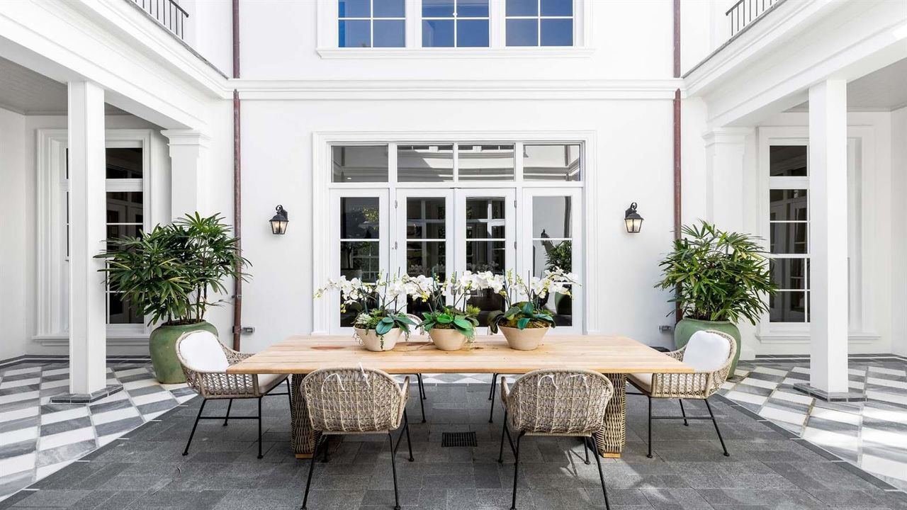 2315 S Ocean Blvd