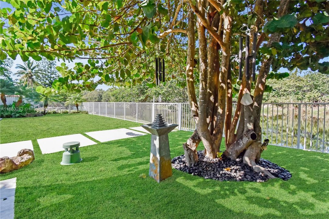 En Venta: $1,400,000 (3 camas, 2 baños, 1640 Pies cuadrados)