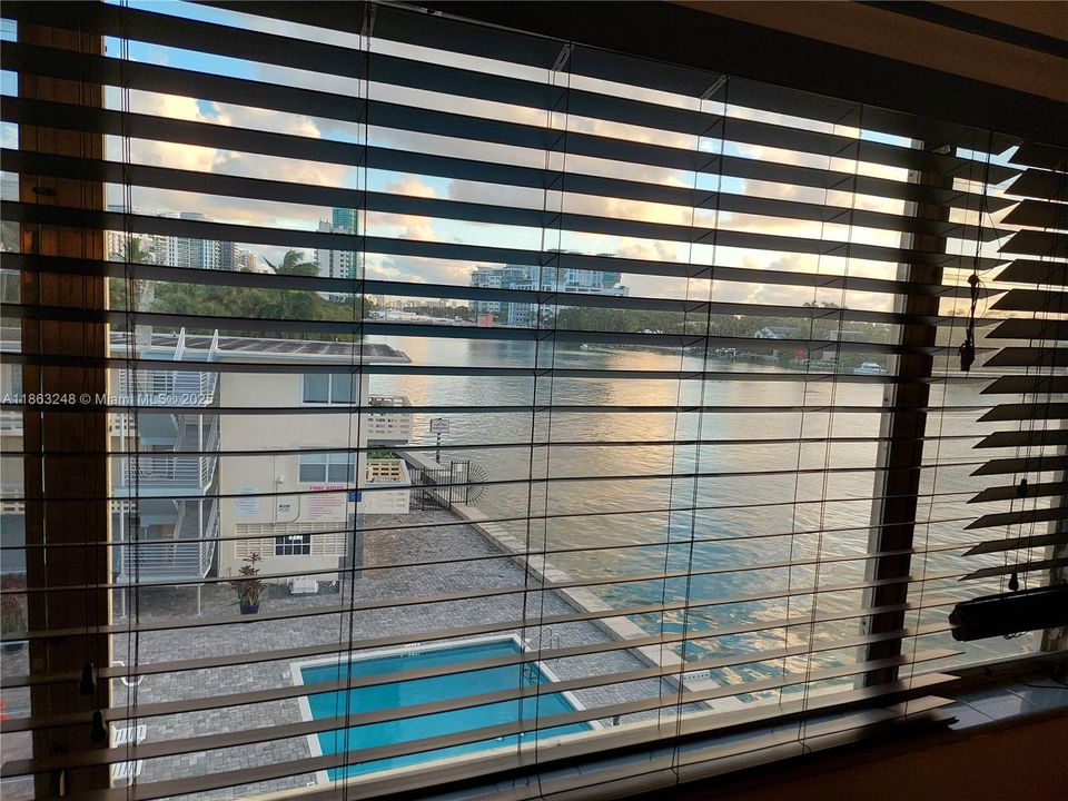 На продажу: $155,000 (0 спален, 1 ванн, 0 Квадратных фут)