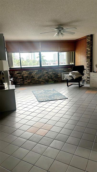 На продажу: $155,000 (0 спален, 1 ванн, 0 Квадратных фут)