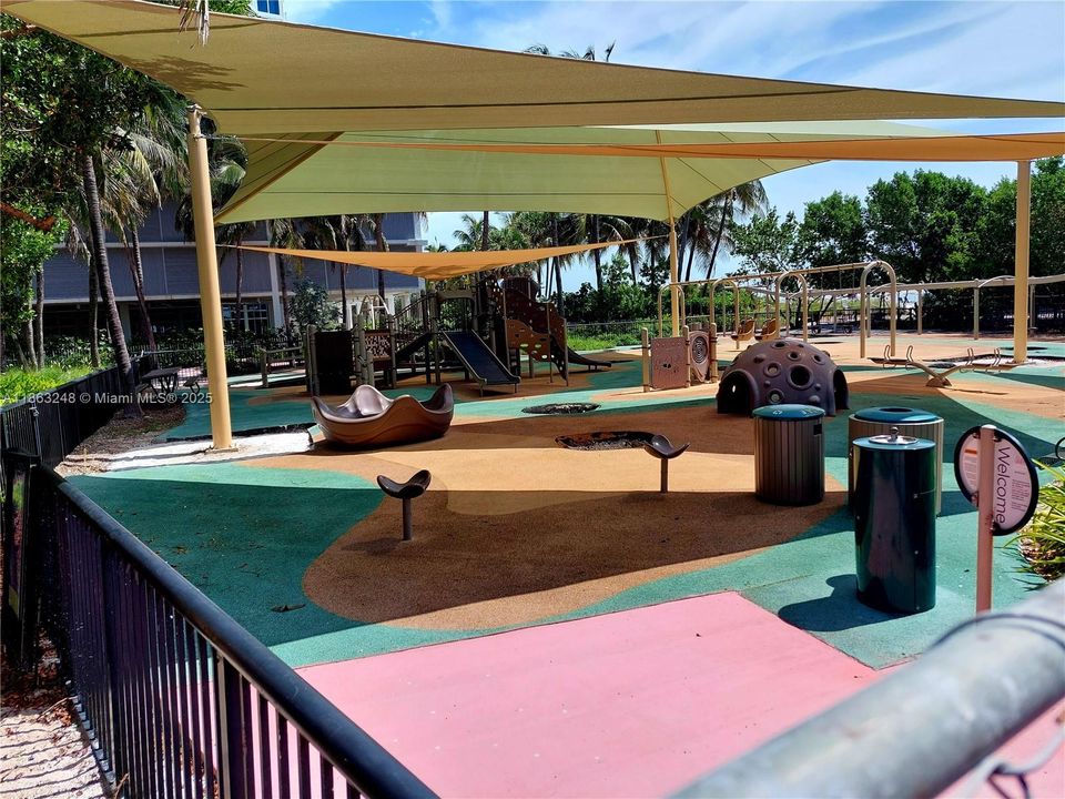 На продажу: $155,000 (0 спален, 1 ванн, 0 Квадратных фут)