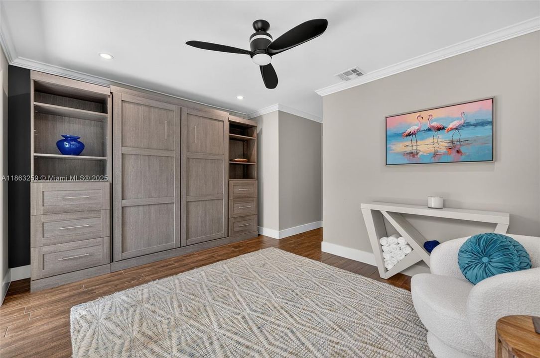 For Sale: $1,777,000 (3 beds, 2 baths, 1988 Square Feet)