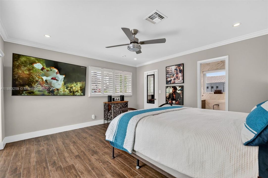 For Sale: $1,777,000 (3 beds, 2 baths, 1988 Square Feet)