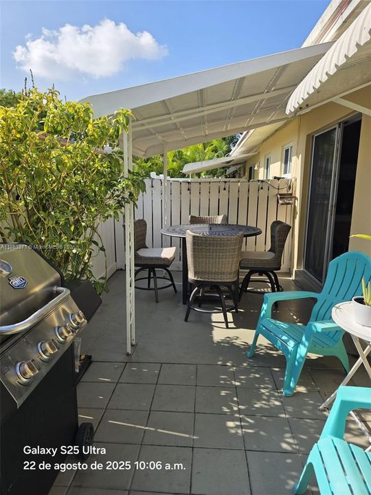 For Sale: $149,900 (1 beds, 1 baths, 600 Square Feet)