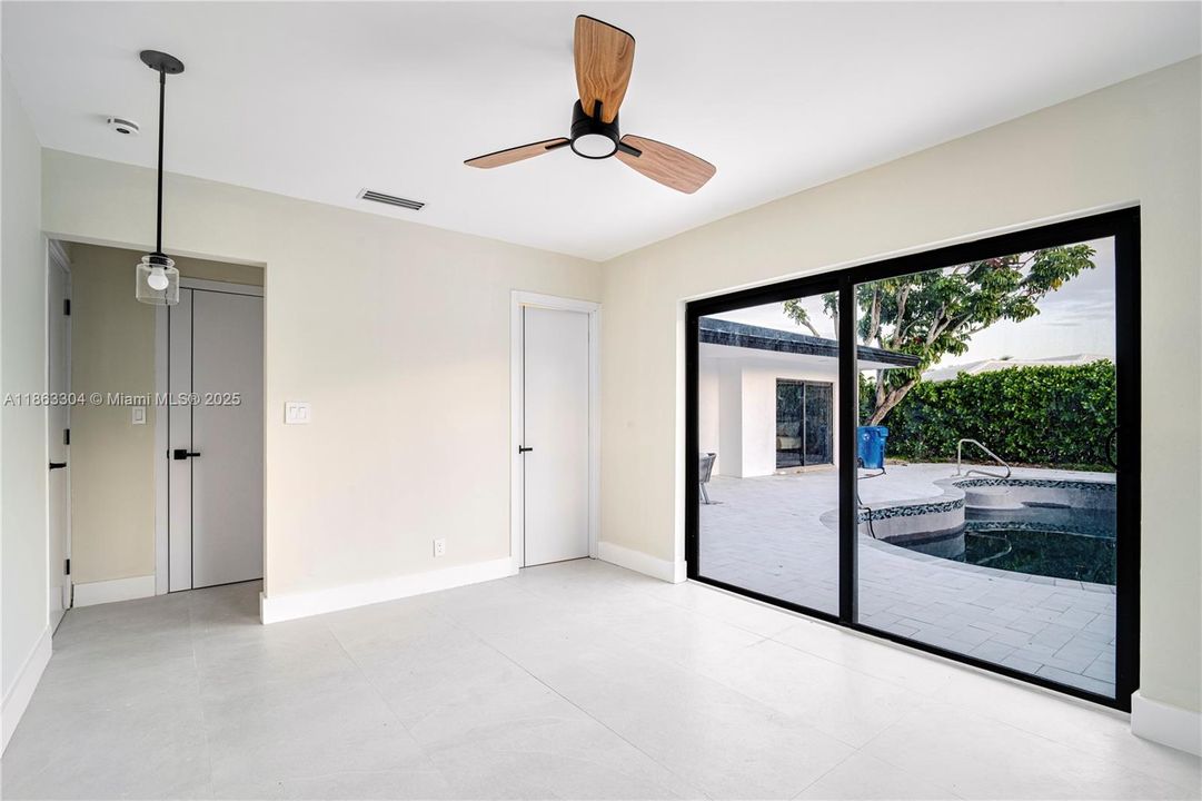 For Sale: $2,150,000 (5 beds, 3 baths, 2285 Square Feet)