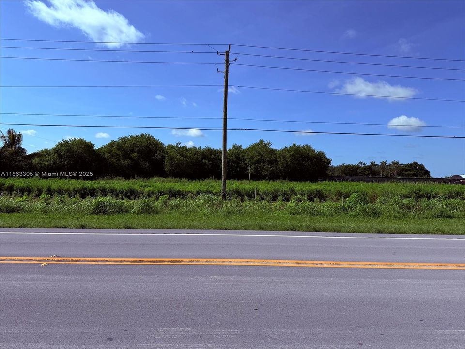 Vendido Recientemente: $399,000 (2.50 acres)