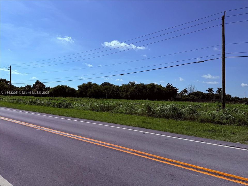 Vendido Recientemente: $399,000 (2.50 acres)