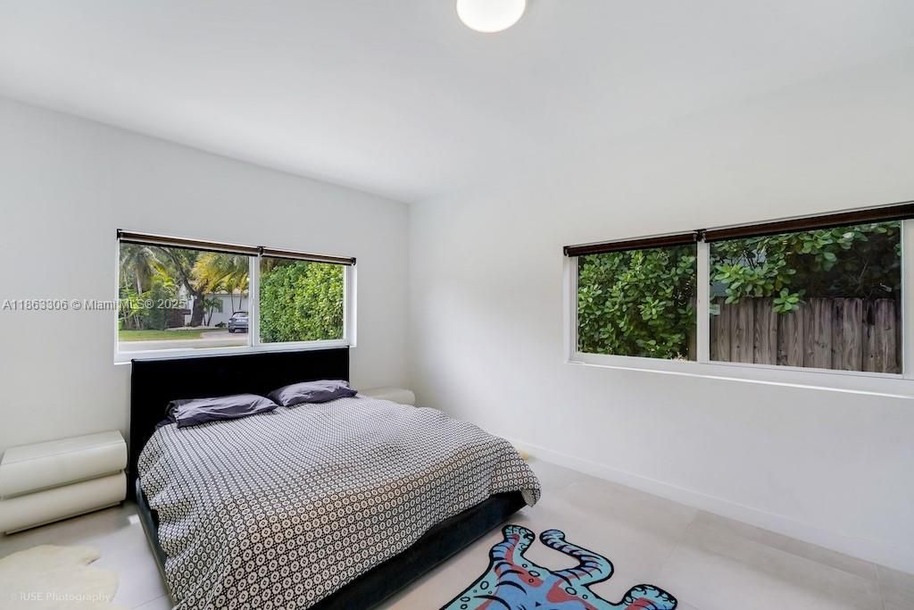 待售: $1,350,000 (3 贝兹, 2 浴室, 1663 平方英尺)