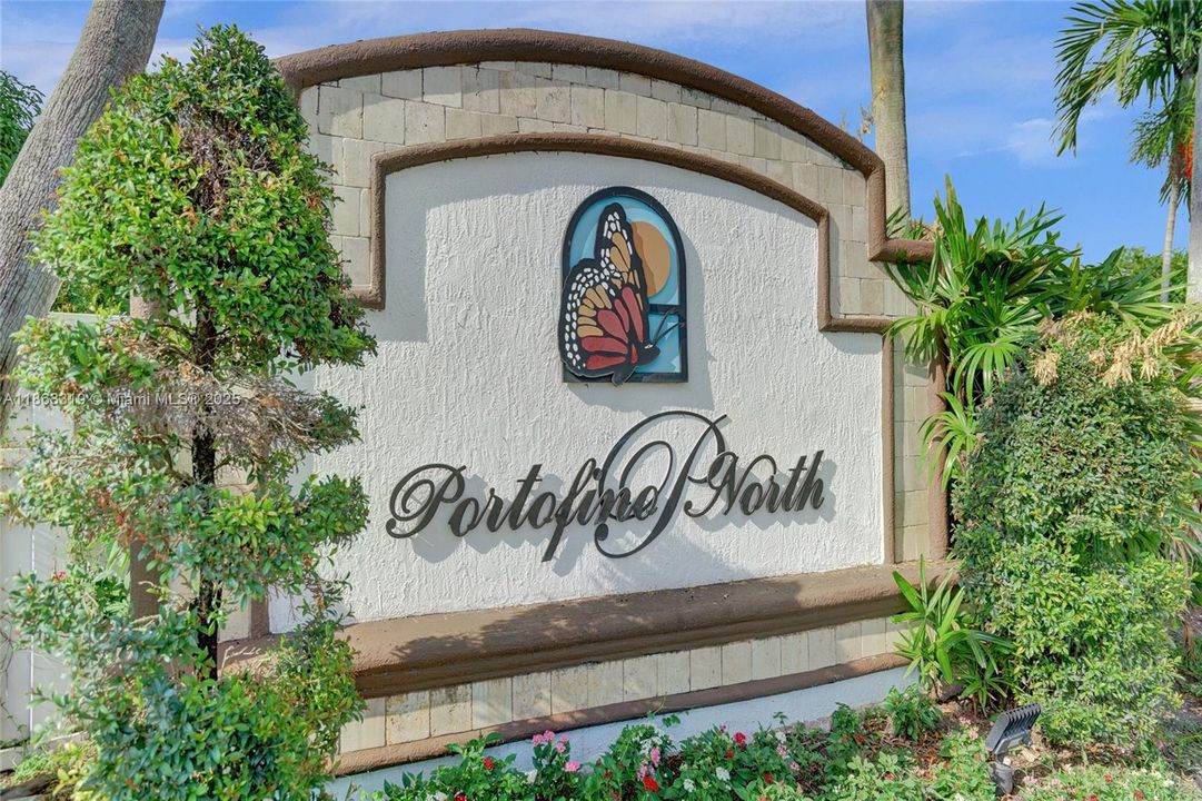 Active With Contract: $784,900 (4 beds, 2 baths, 2634 Square Feet)