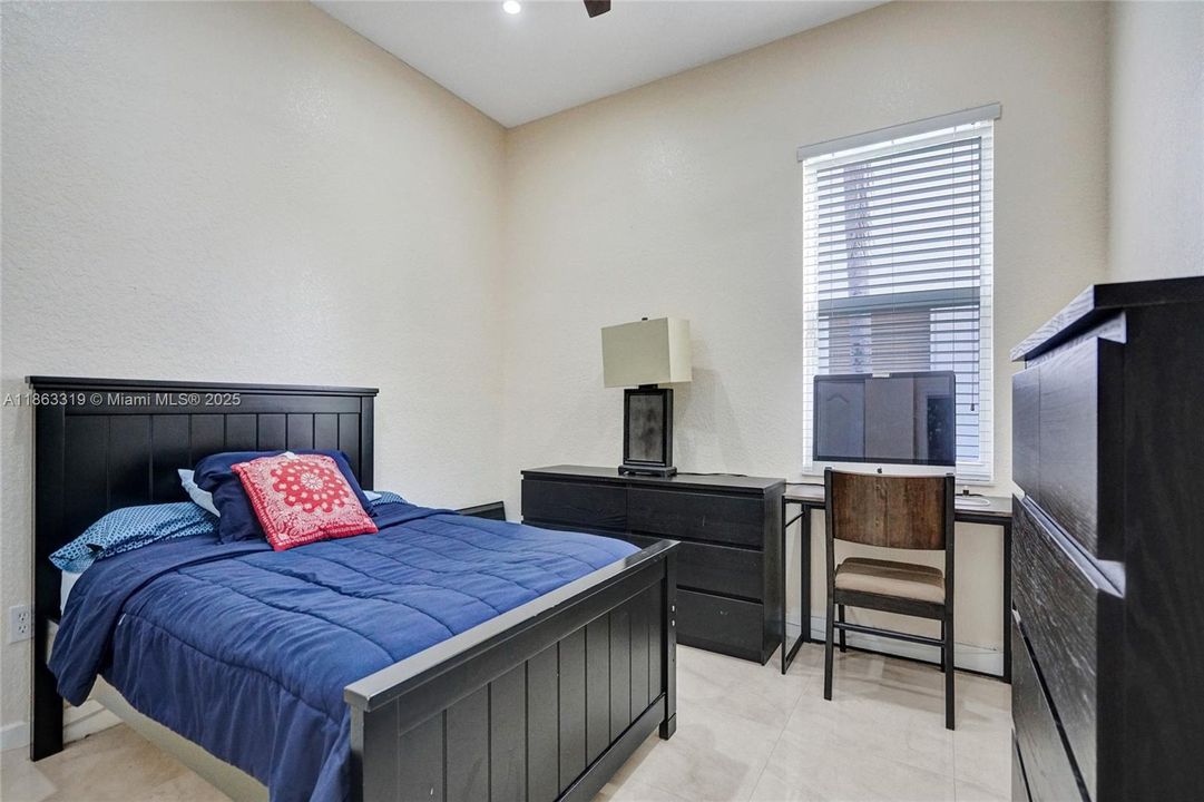 Active With Contract: $784,900 (4 beds, 2 baths, 2634 Square Feet)