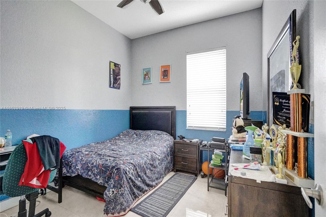 Active With Contract: $784,900 (4 beds, 2 baths, 2634 Square Feet)