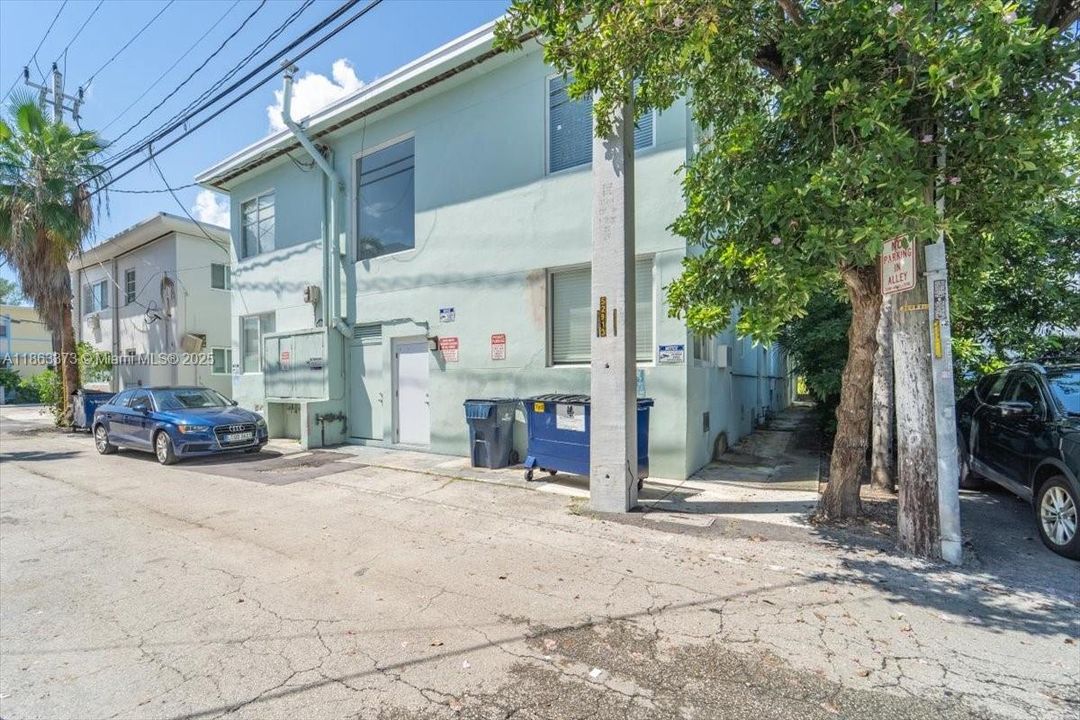 待售: $4,340,000 (0 贝兹, 0 浴室, 8860 平方英尺)