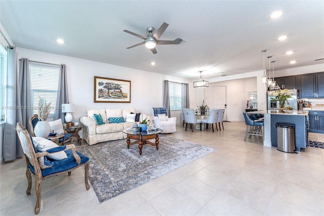 В аренду: $5,300 (4 спален, 3 ванн, 2179 Квадратных фут)