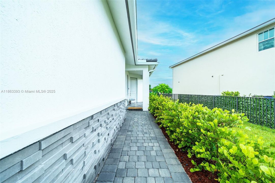 В аренду: $5,300 (4 спален, 3 ванн, 2179 Квадратных фут)