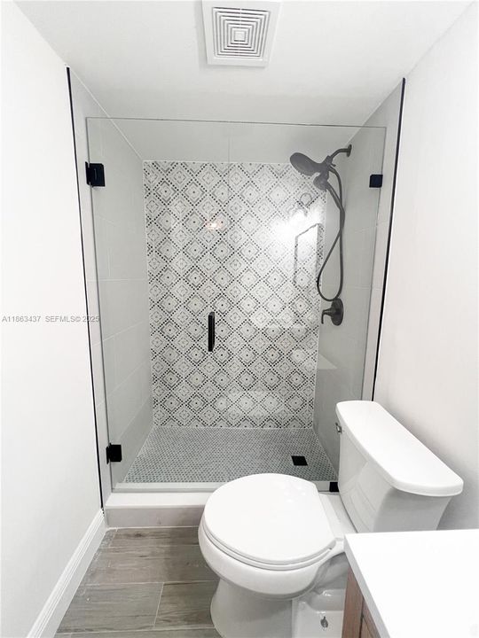 For Sale: $437,777 (2 beds, 2 baths, 925 Square Feet)