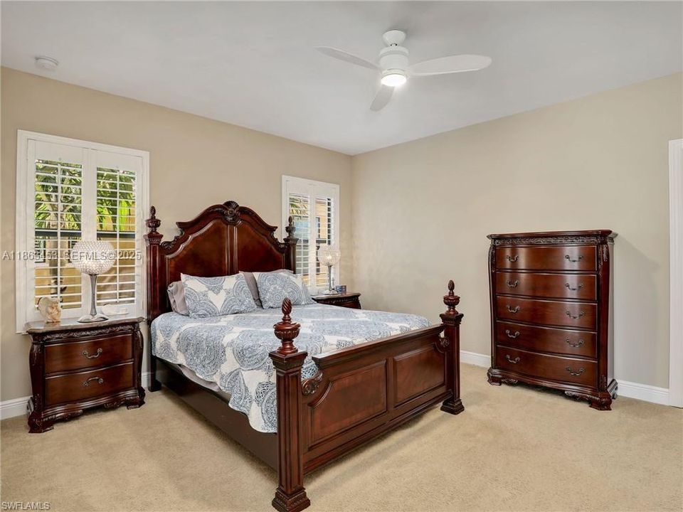 For Sale: $515,000 (3 beds, 3 baths, 2115 Square Feet)