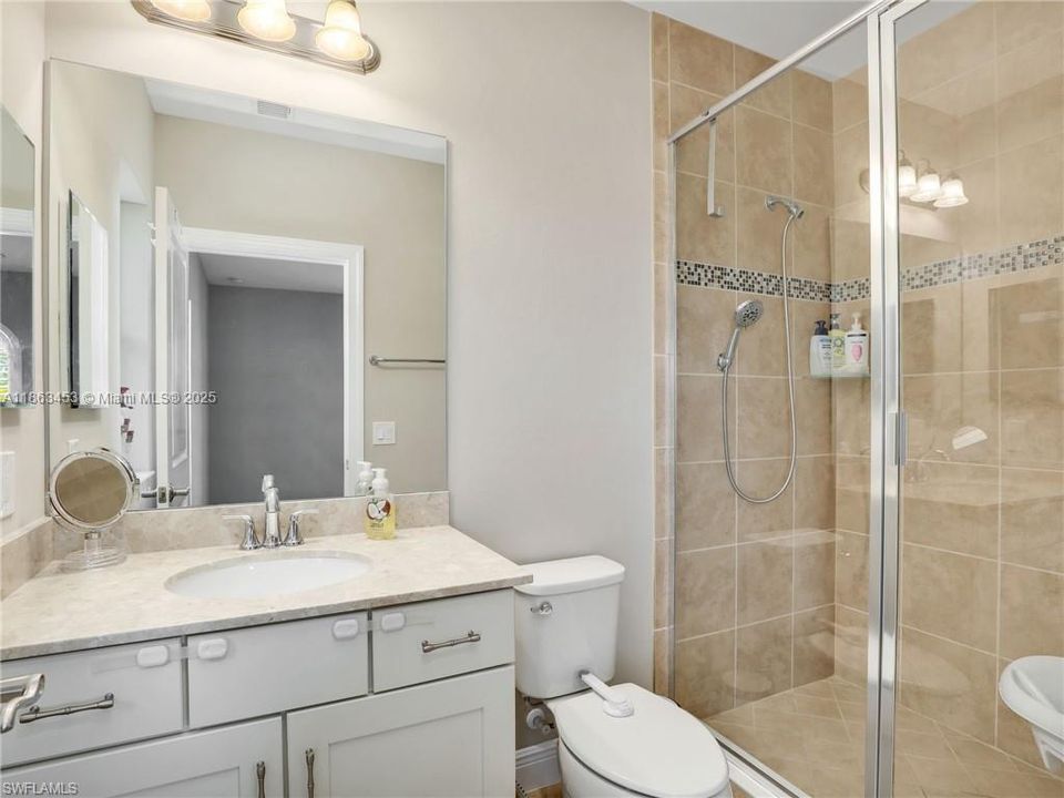 For Sale: $515,000 (3 beds, 3 baths, 2115 Square Feet)