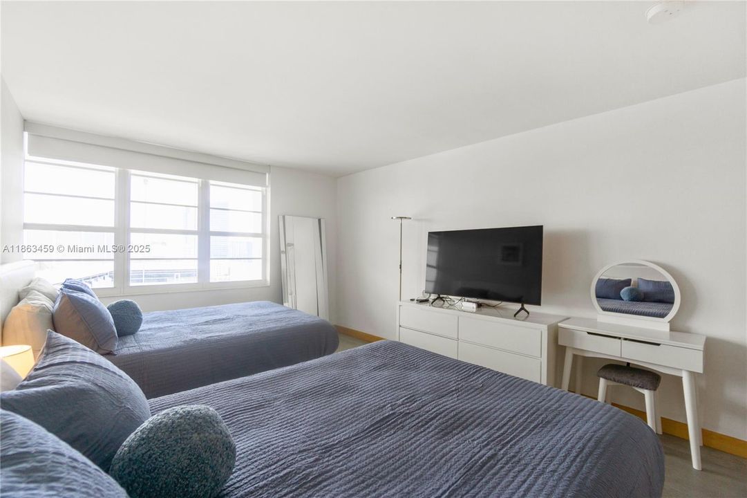 For Sale: $869,000 (1 beds, 1 baths, 0 Square Feet)