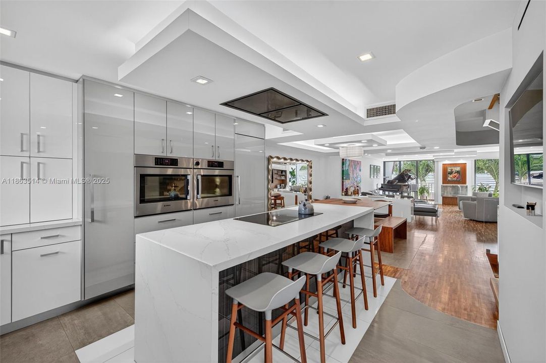 For Sale: $1,993,000 (3 beds, 3 baths, 2844 Square Feet)