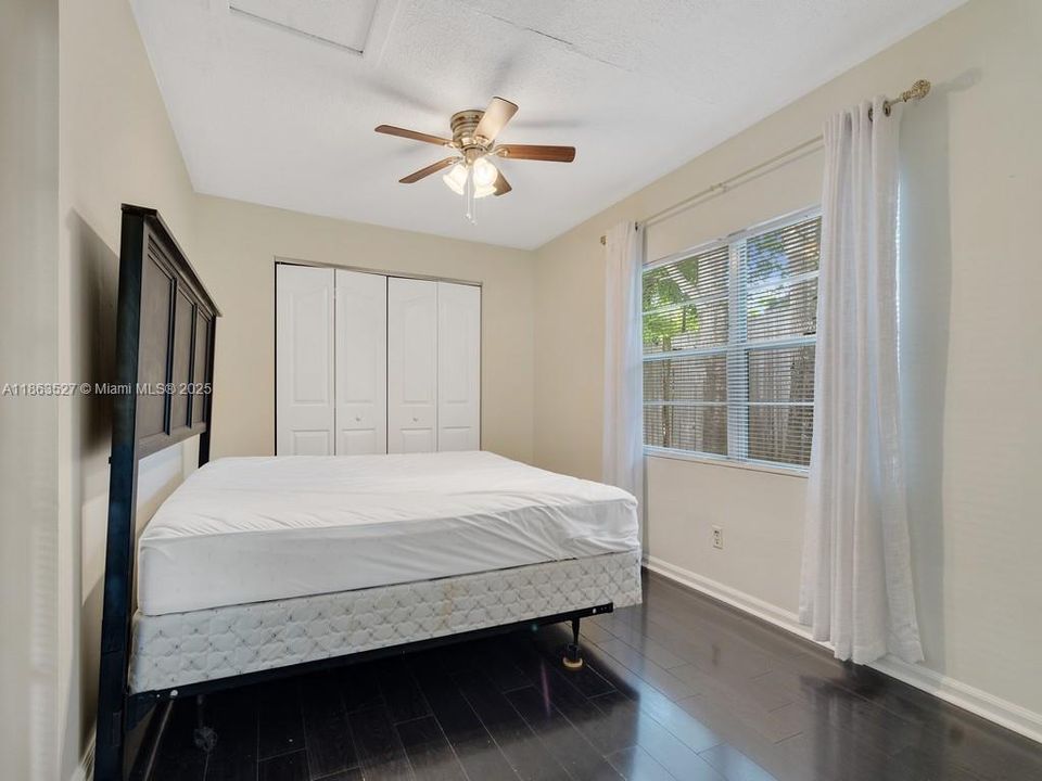For Sale: $325,000 (3 beds, 1 baths, 0 Square Feet)
