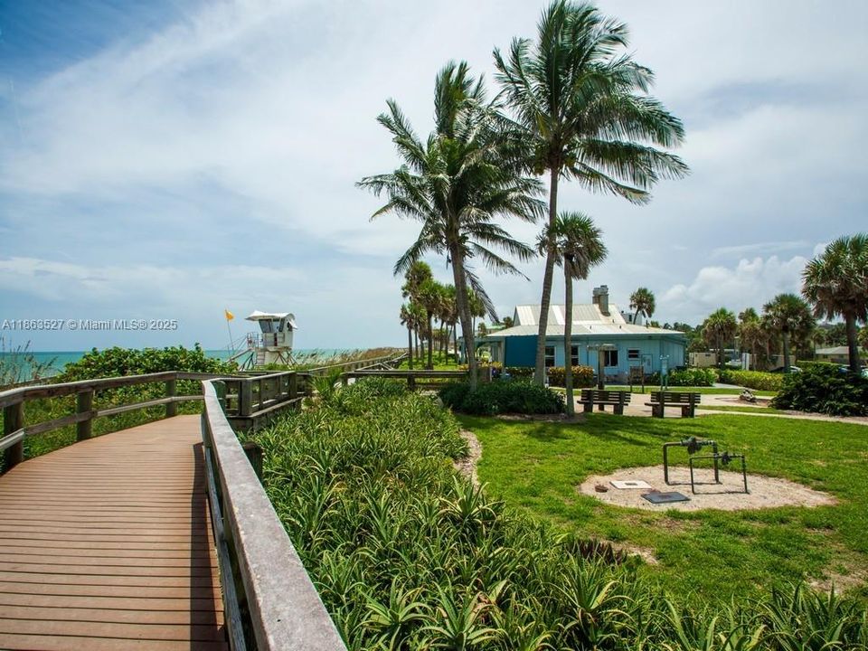 For Sale: $325,000 (3 beds, 1 baths, 0 Square Feet)