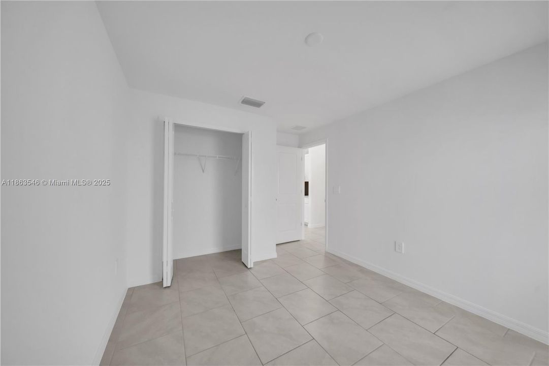 В аренду: $2,300 (3 спален, 2 ванн, 1448 Квадратных фут)