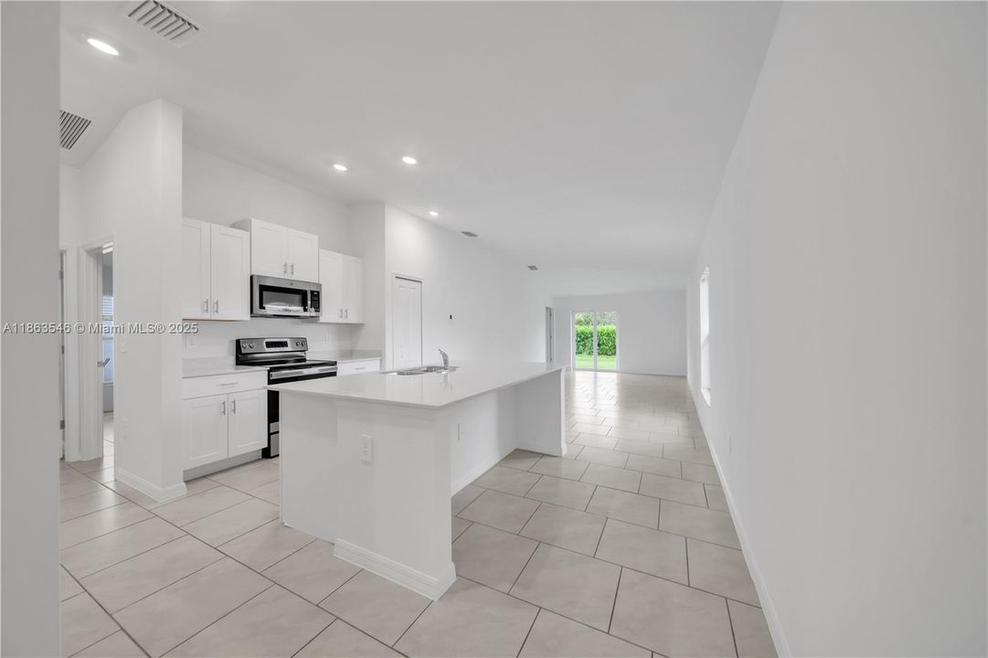 В аренду: $2,300 (3 спален, 2 ванн, 1448 Квадратных фут)