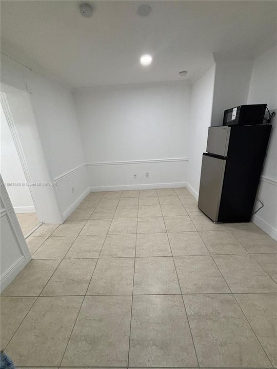 En Renta: $900 (1 camas, 1 baños, 1440 Pies cuadrados)