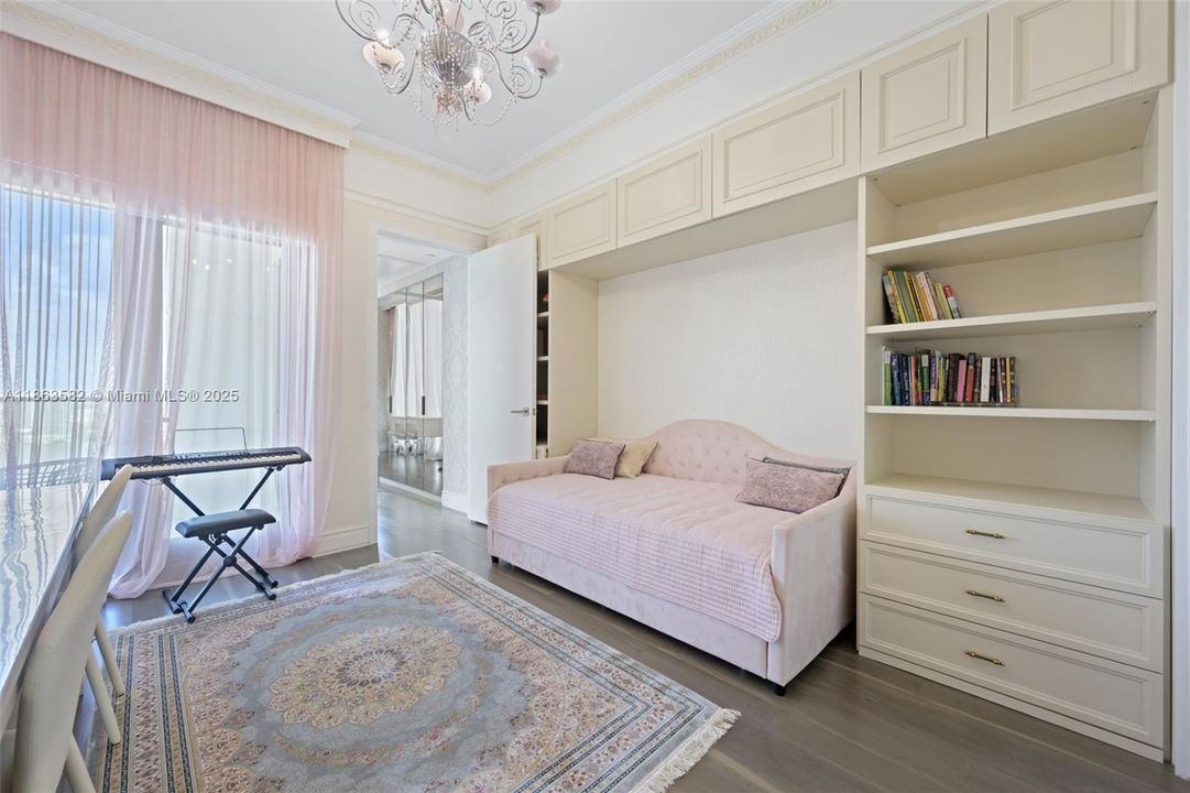 En Renta: $42,000 (4 camas, 5 baños, 2987 Pies cuadrados)