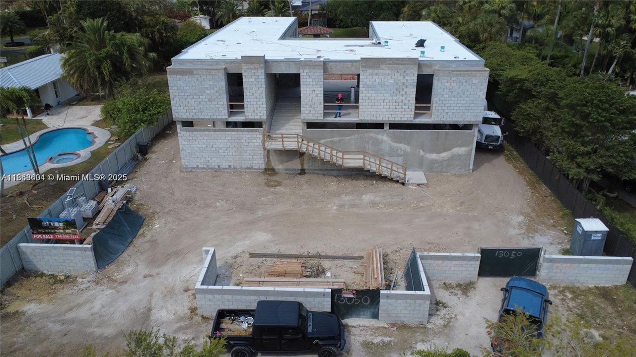 En Venta: $6,900,000 (6 camas, 8 baños, 9600 Pies cuadrados)