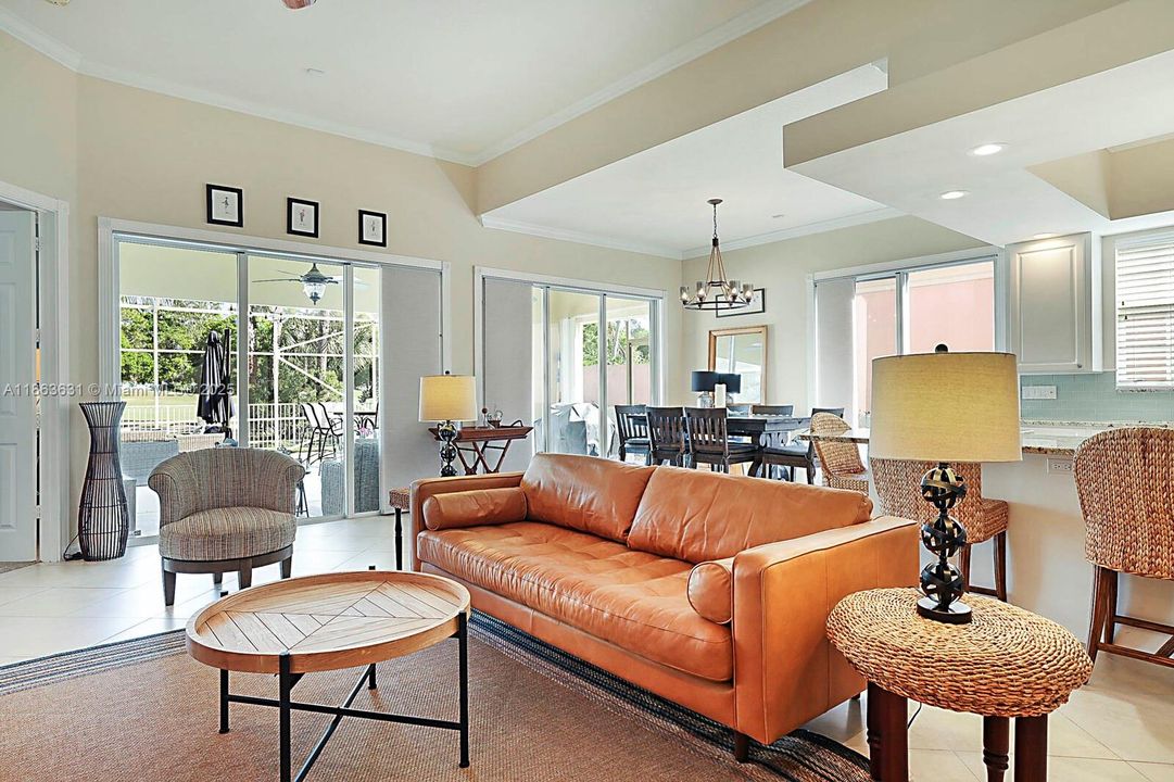 Recently Sold: $619,999 (3 beds, 2 baths, 2000 Square Feet)