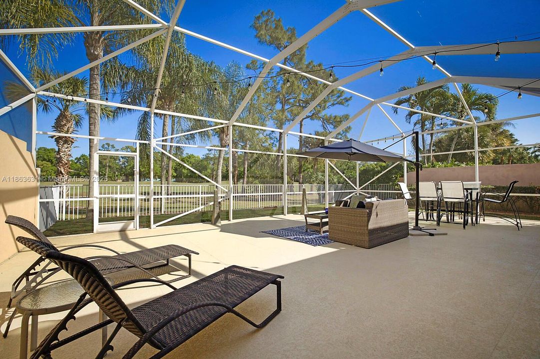 Recently Sold: $619,999 (3 beds, 2 baths, 2000 Square Feet)