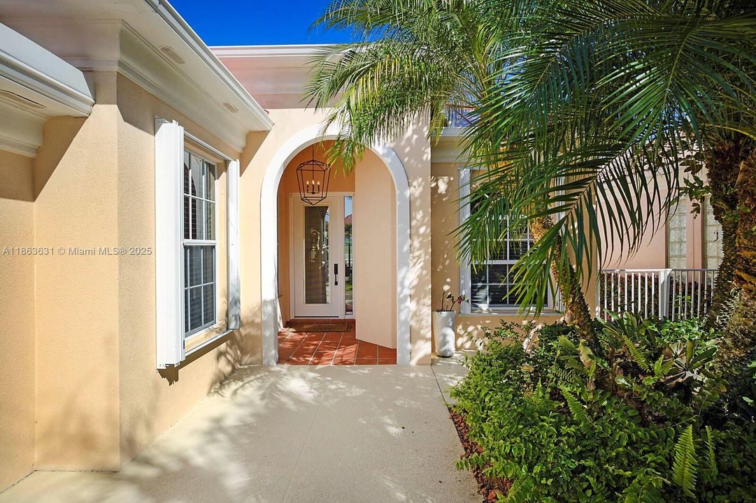 Recently Sold: $619,999 (3 beds, 2 baths, 2000 Square Feet)