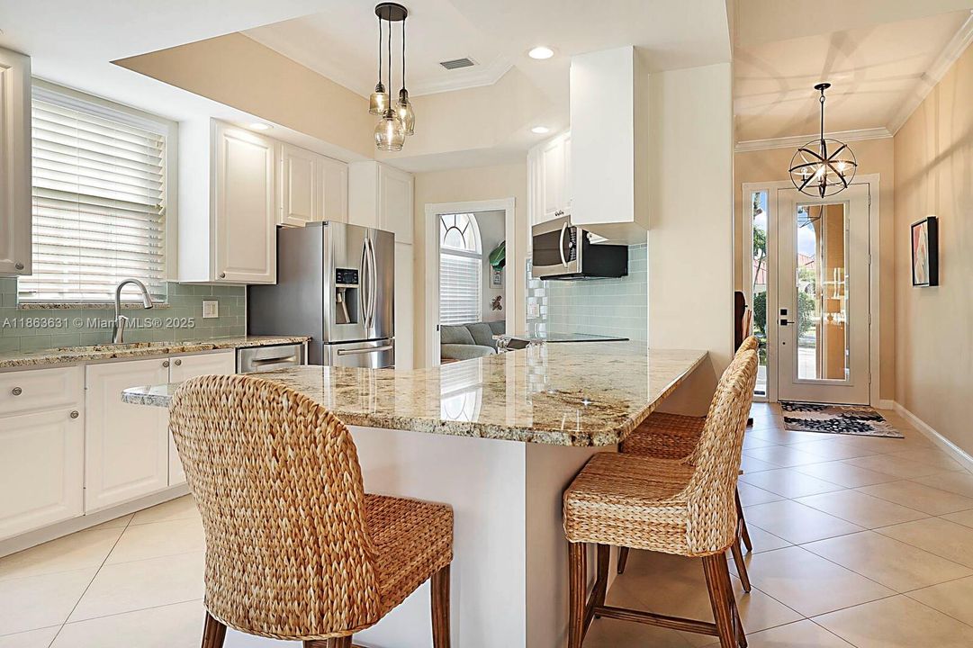 Recently Sold: $619,999 (3 beds, 2 baths, 2000 Square Feet)