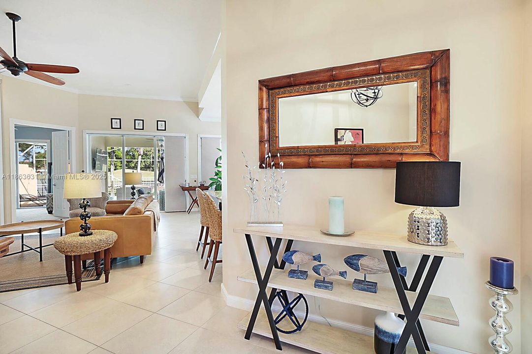 Recently Sold: $619,999 (3 beds, 2 baths, 2000 Square Feet)