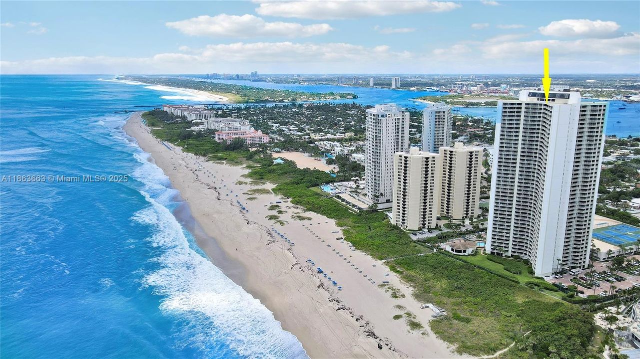 Spectacular views in every direction.