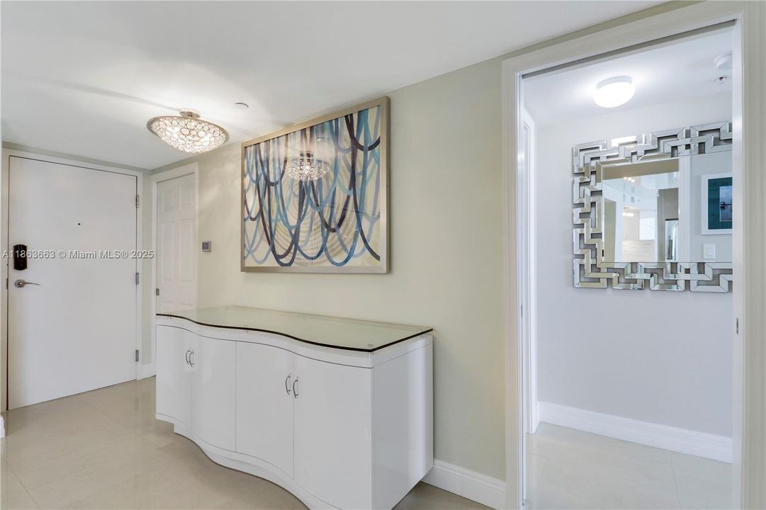 На продажу: $1,490,000 (2 спален, 2 ванн, 0 Квадратных фут)