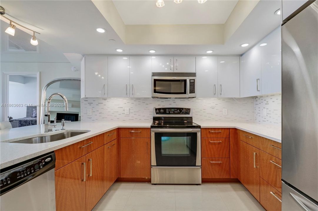 На продажу: $1,490,000 (2 спален, 2 ванн, 0 Квадратных фут)