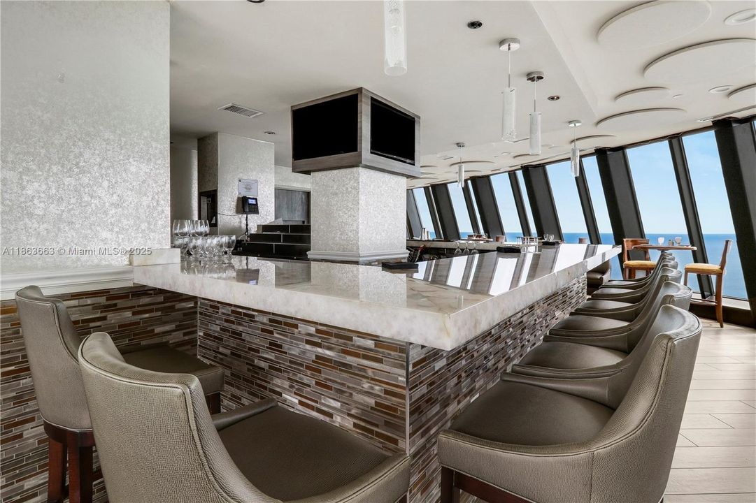 Marquis Rooftop Lounge & Restaurant